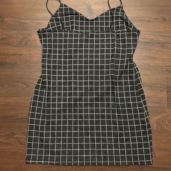 Dresses | Womens 2x Black And White Windowpane Plaid Mini Dress | Poshmark